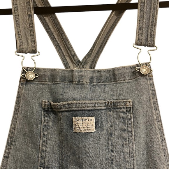 Levi’s Denim Shortalls - Picture 3 of 9